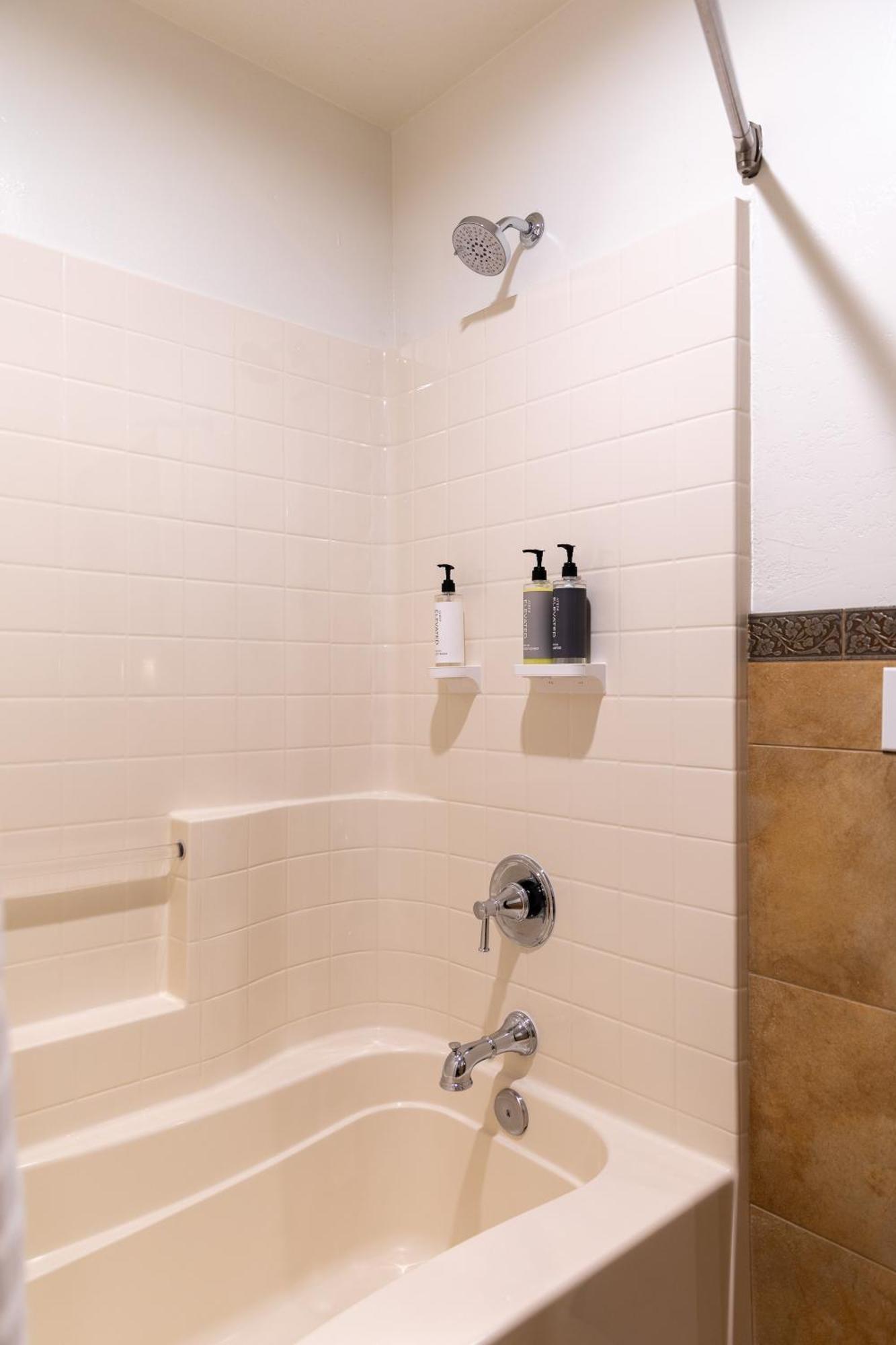 Ayres Hotel Redlands - Loma Linda Luaran gambar